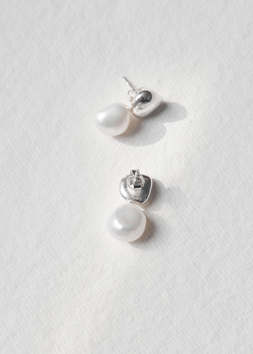 Kamille Earrings